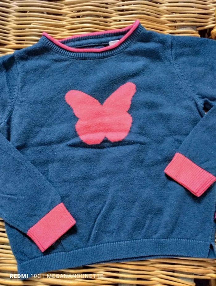 🦋 Joli pull papillon 3 ans Okaïdi - photo numéro 2