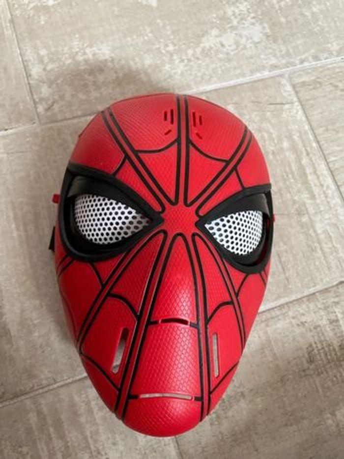 Masque parlant / casque Spiderman Far from home - photo numéro 2