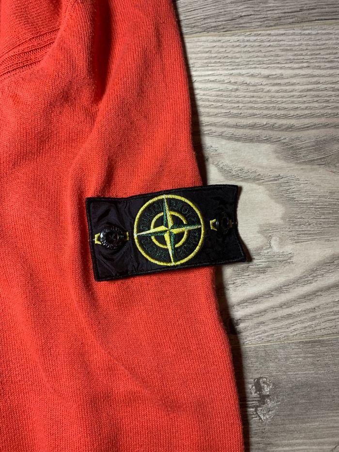 Pull Stone Island orange en col V - photo numéro 4