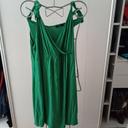 Robe verte fluide