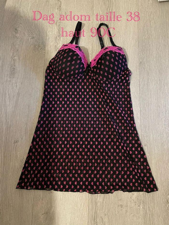 Nuisette sexy en voile noir cœur rose soutien gorge intégré 90C avec armature dag Adom taille 38 - photo numéro 1