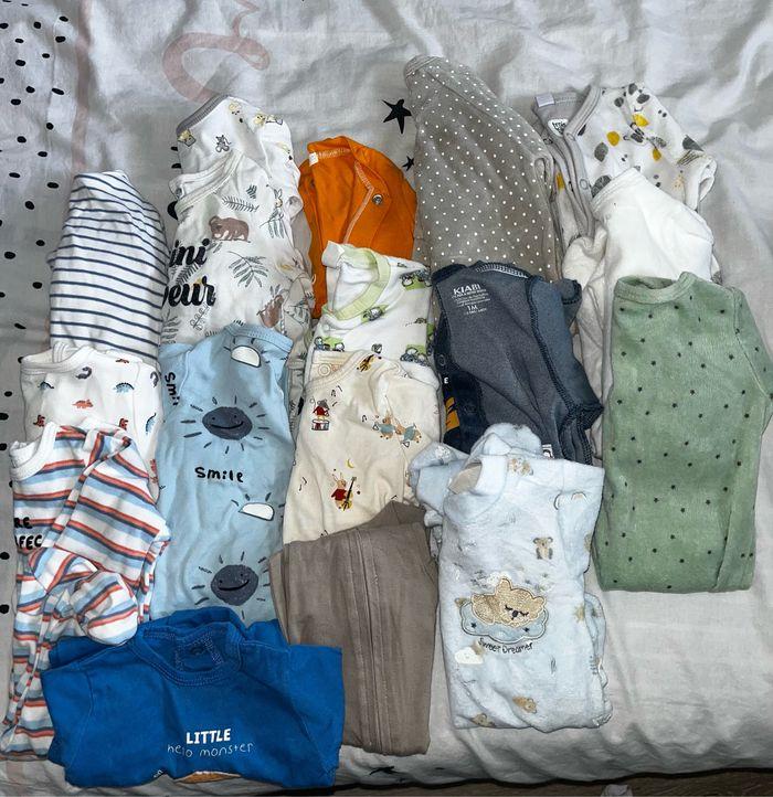 Lot vêtements bébé garçon naissance et 1 mois - photo numéro 3