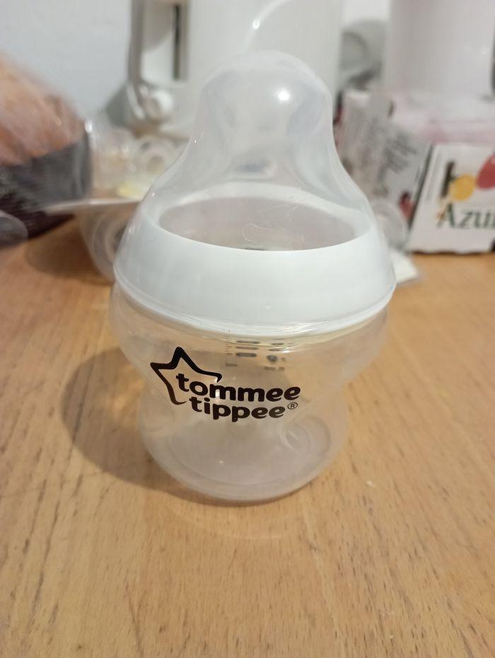 Biberon tommee tippee - photo numéro 2