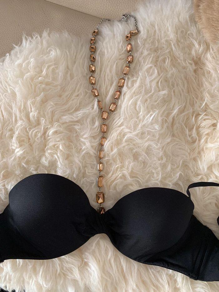 Soutien gorge noir push up et bijou - photo numéro 2