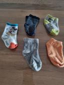 Lot de 3 paires de chaussettes et 2 paires de socquettes 18/20