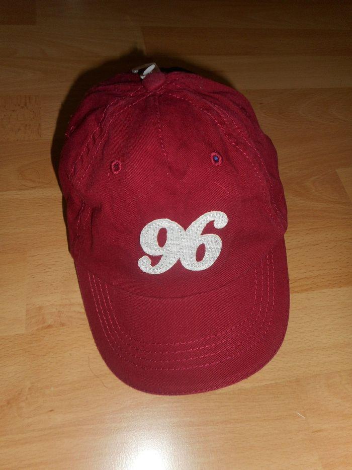 Casquette Okaidi Bordeaux Taille 52