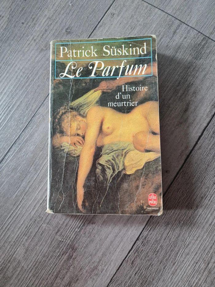 Livre le parfum - photo numéro 1