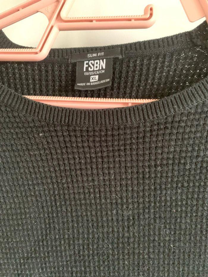 Pull homme noir FSBN - photo numéro 3