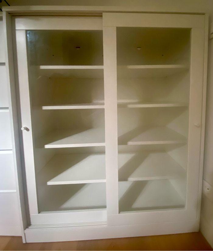 Armoire  basse avec portes en verre - photo numéro 1