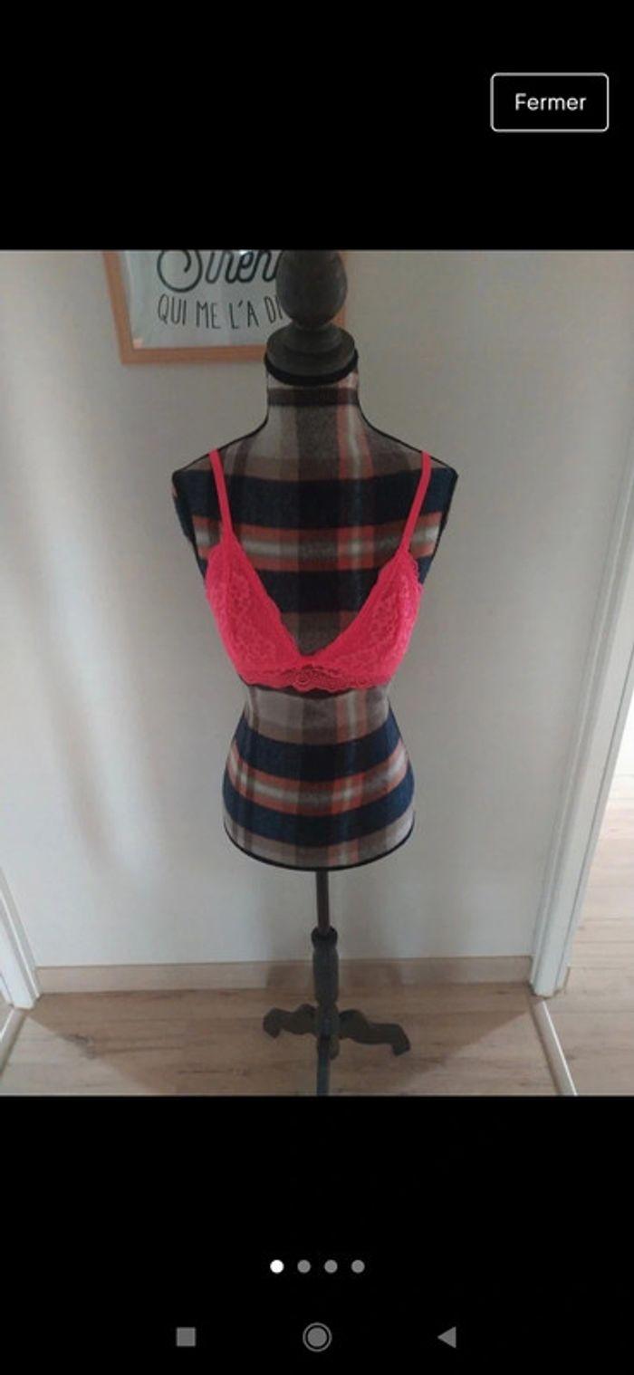 Soutien gorge sans armature bralette dentelle orange taille m Primark - photo numéro 1