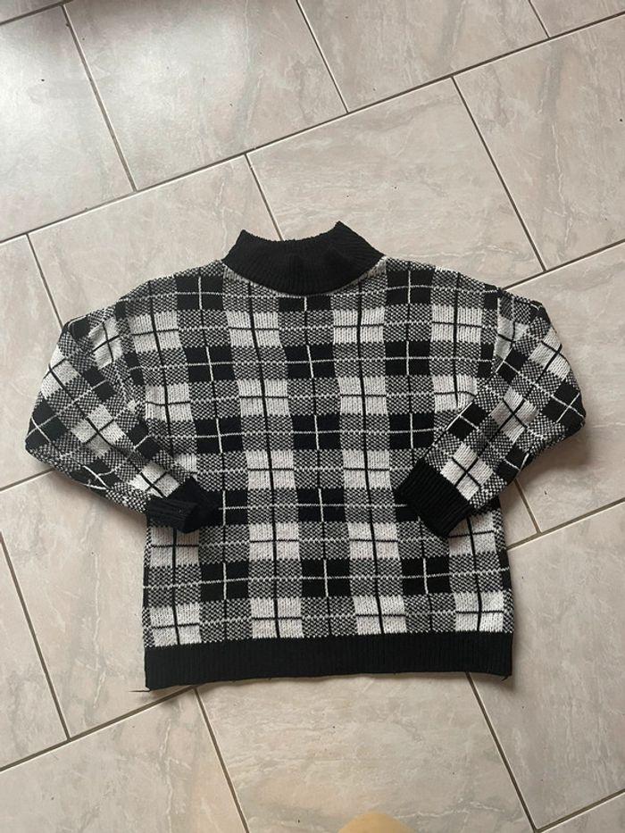 Petit pull à carreaux noir et blanc taille s - photo numéro 1