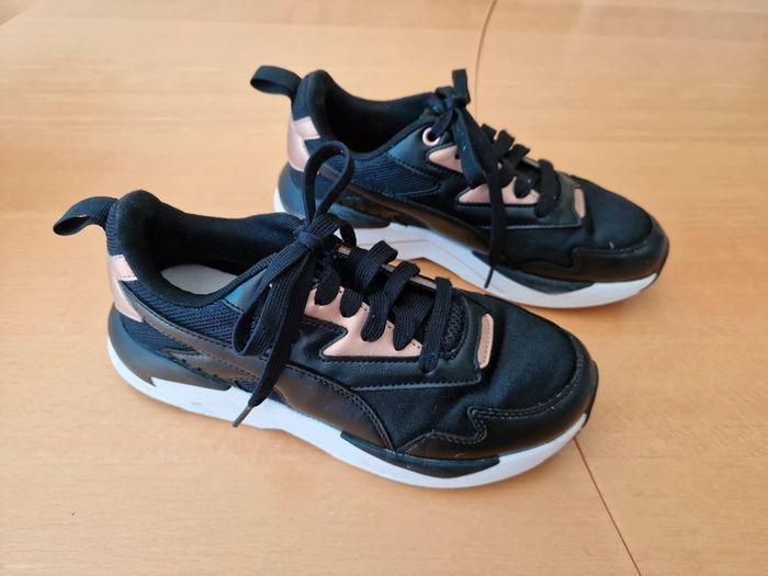 Baskets Puma soft foam pointure 37 en BE - photo numéro 2