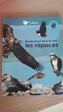 Livres  au plus haut dans le ciel les rapaces