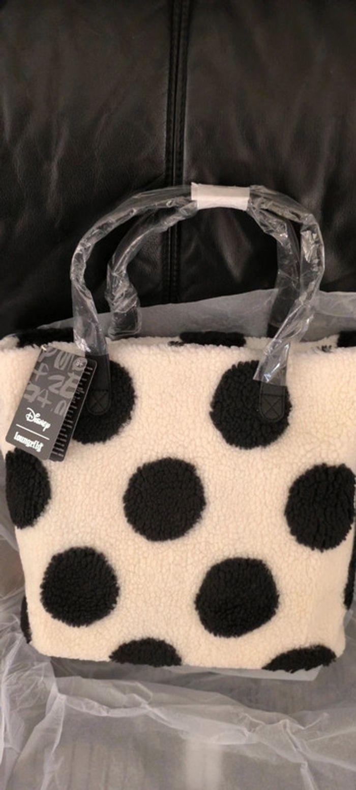 Sac bandoulière crossbody loungefly Disney Minnie rock the dots - photo numéro 2