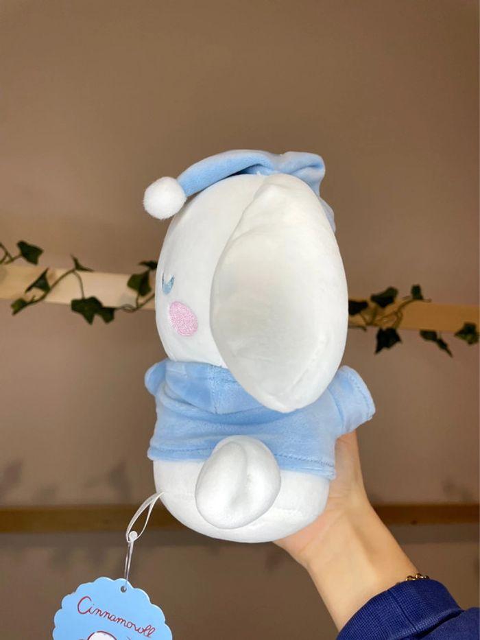 Peluche Cinnamoroll Sanrio en pyjama et endormi - photo numéro 6