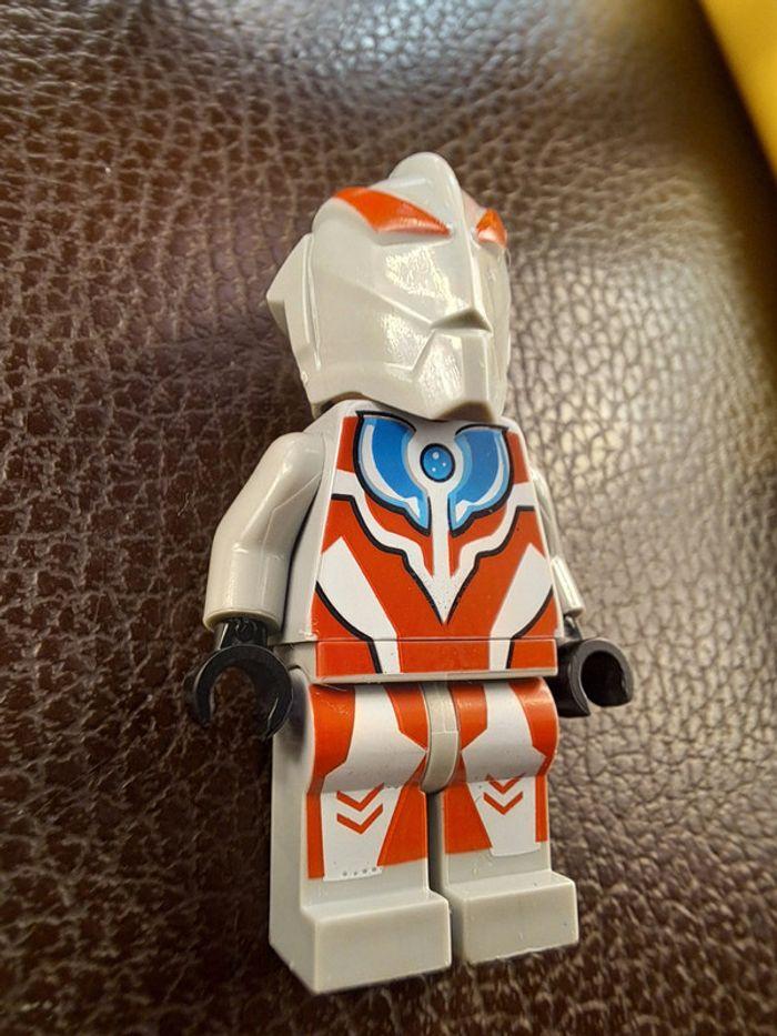 Figurine Lego compatible Ultraman - photo numéro 3