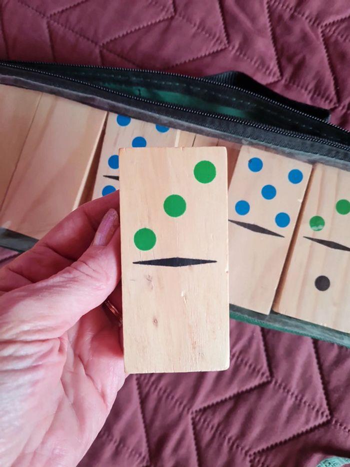 Grand jeu des dominos en bois - photo numéro 3