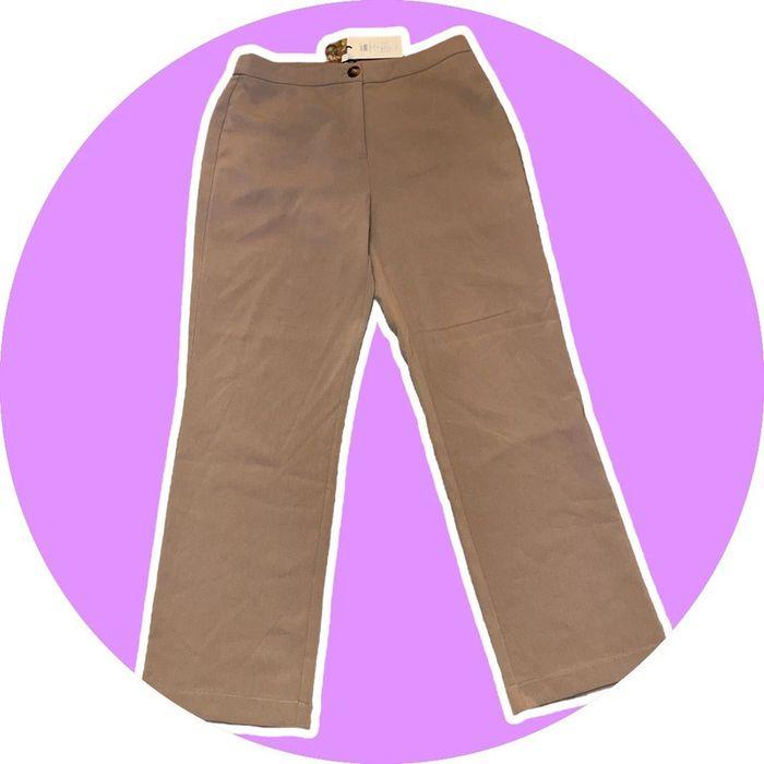 Pantalon fluide marron NEUF - photo numéro 1