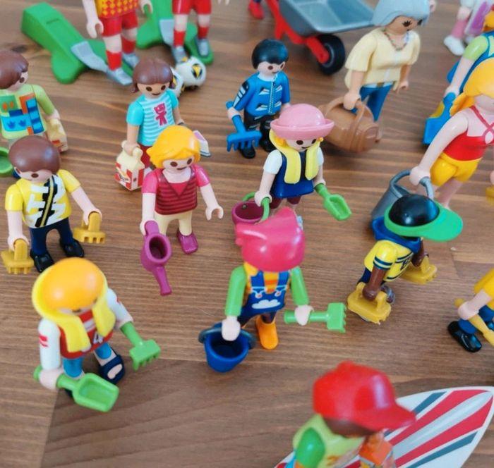 Lot de 216 playmobil geobra jeu de construction personnages animaux accessoires - photo numéro 9