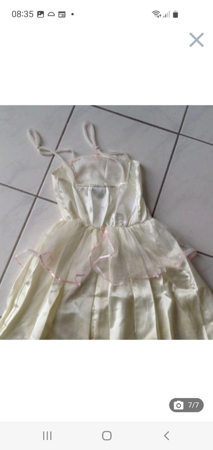 Déguisement robe princesse écrue 6 ans - photo numéro 7