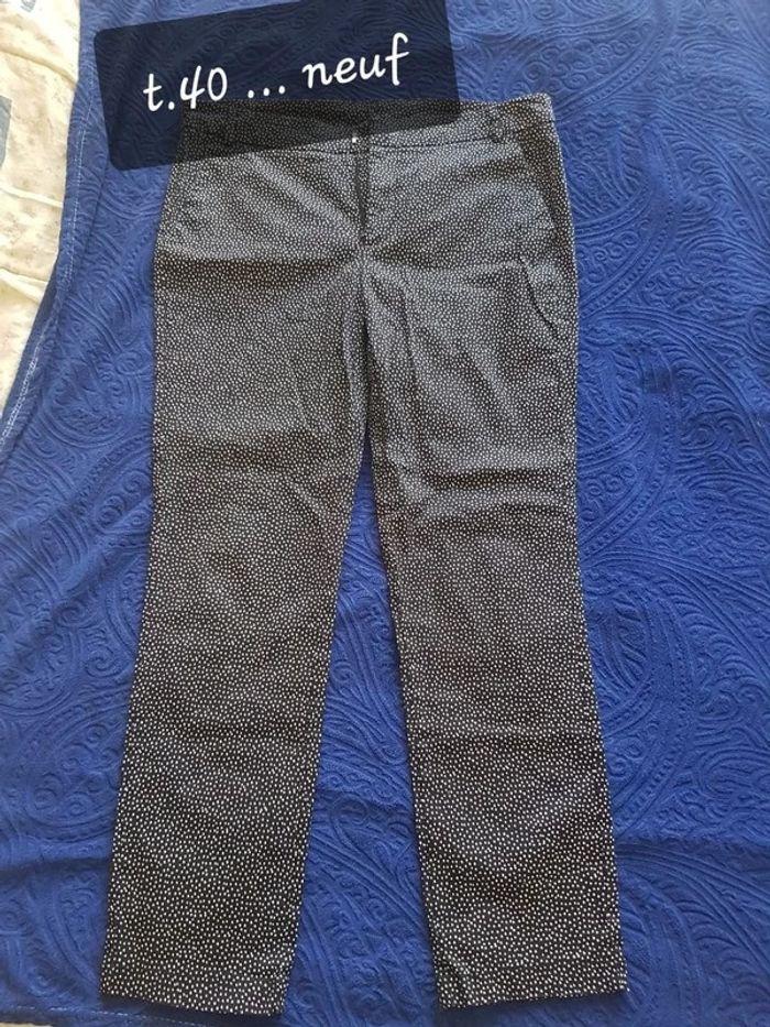 Pantalon été taille 40 - photo numéro 1