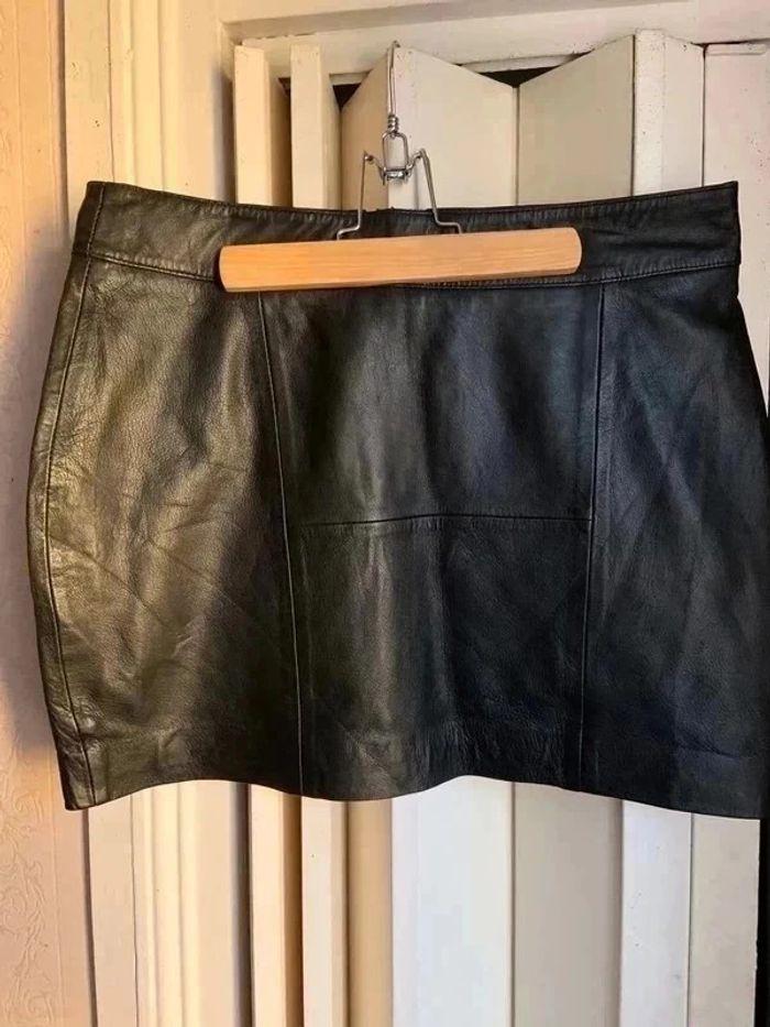 Mini jupe en cuir noire La redoute taille 40 neuve - photo numéro 1