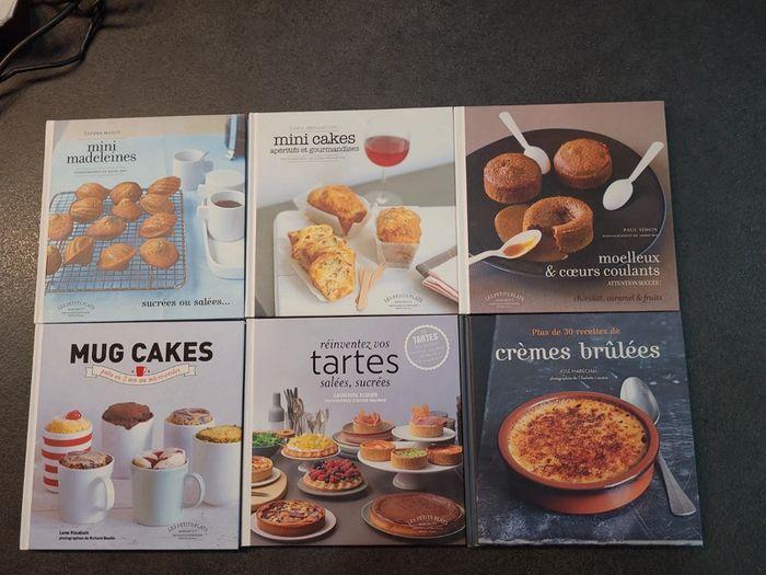 Plusieurs livres de pâtisserie - photo numéro 1