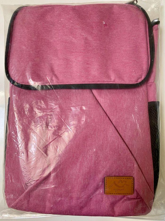 Sac à Dos Isotherme pour voyage 18L, rando, ville Rose NЕUF (prix Amazo: 24eur) - photo numéro 7