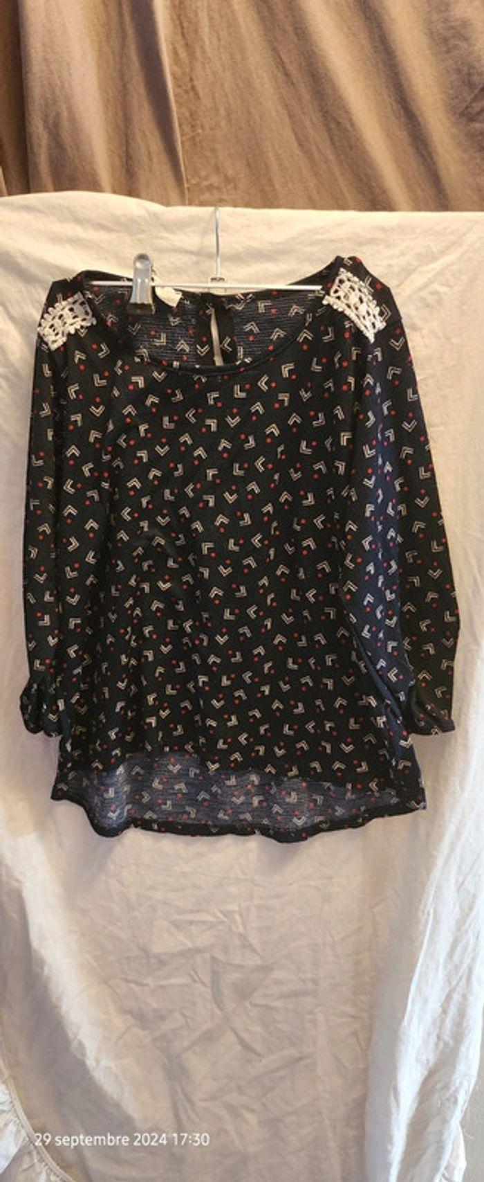 Blouse 12 ans - photo numéro 1