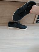 Baskets Adidas noir taille 40