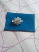 Broche fantaisie métal