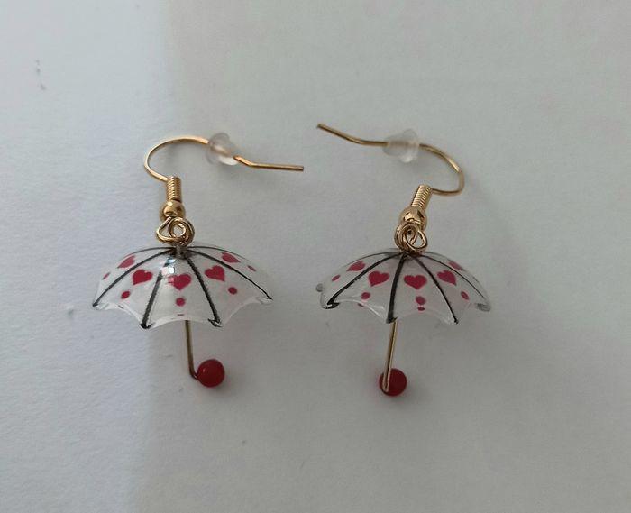 Boucles d'oreilles petit parapluie coeur rouge - photo numéro 3