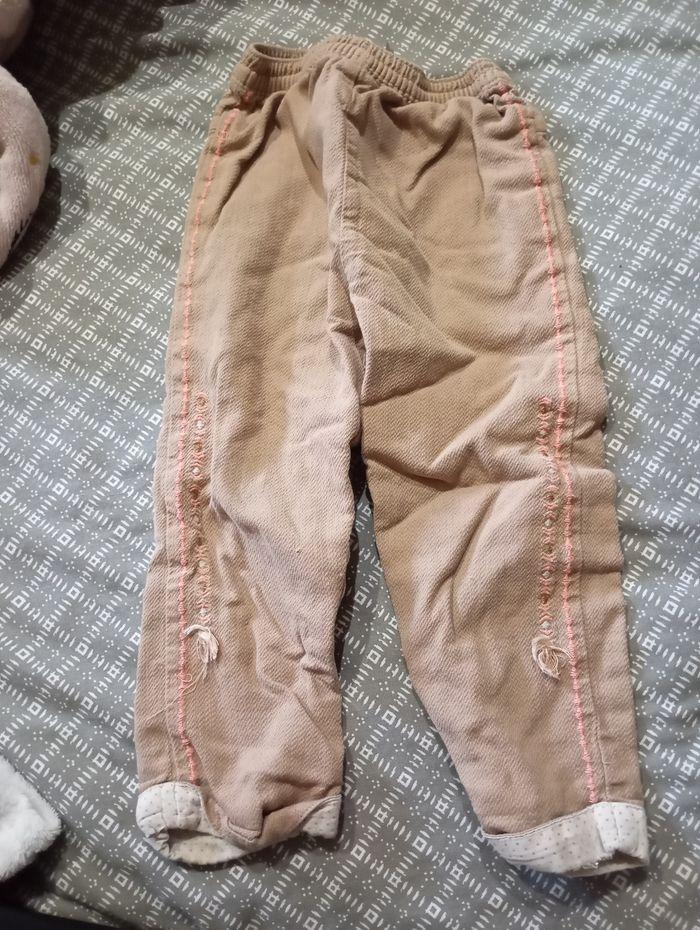 Lot pantalons taille 24 mois - photo numéro 2