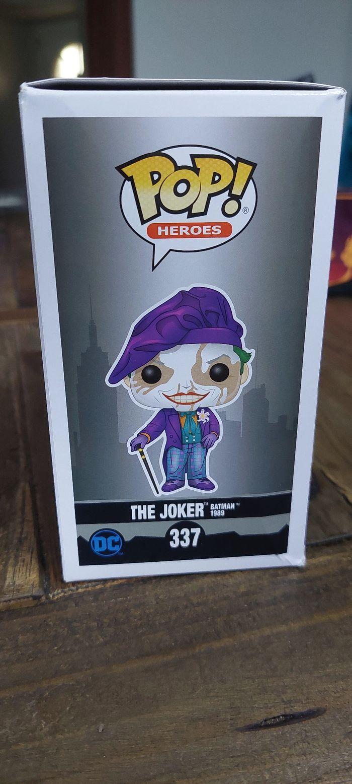 Funko pop. Le Joker [ Chase ] 337 DC Comics - photo numéro 2