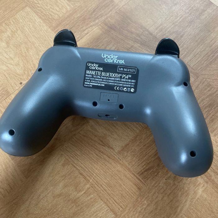 Manette ps4 compatible - photo numéro 2