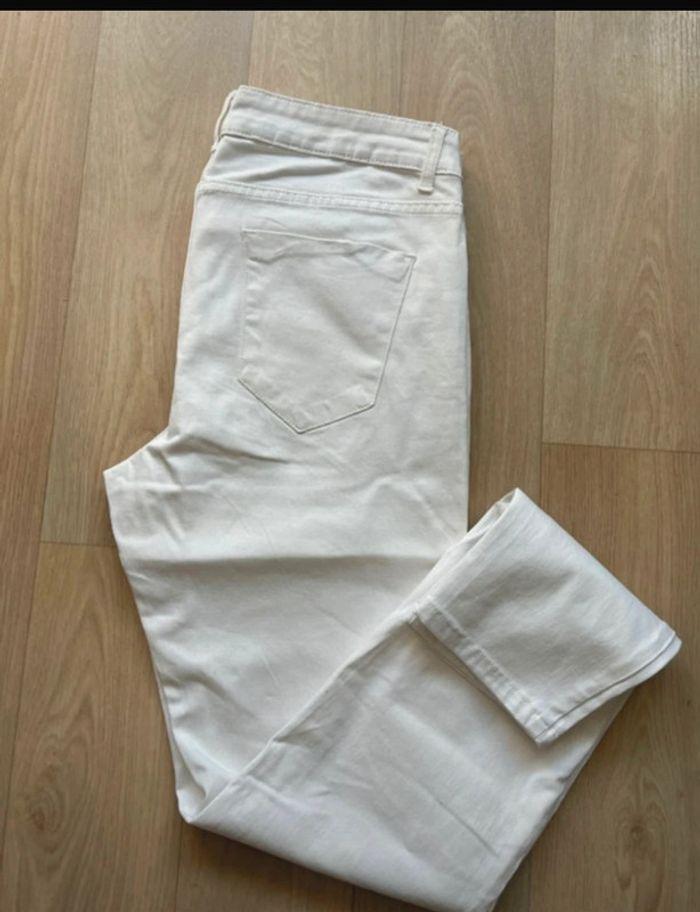 Pantalon blanc taille L kiabi - photo numéro 3