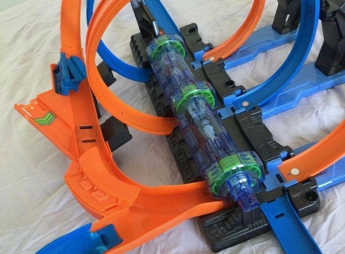 Circuit voiture Hot Wheels looping - photo numéro 5