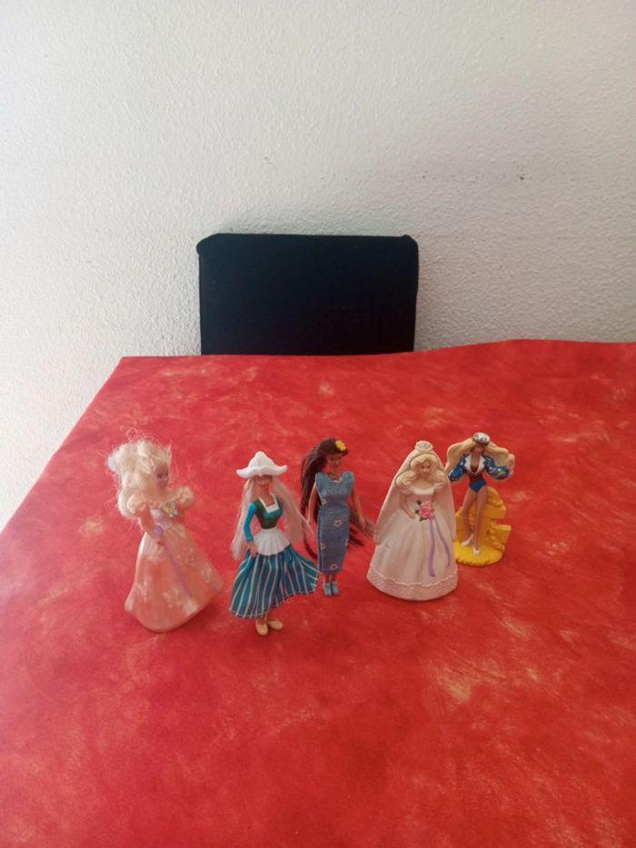 5 figurines Barbie McDonald's, vintage année 90 - photo numéro 1