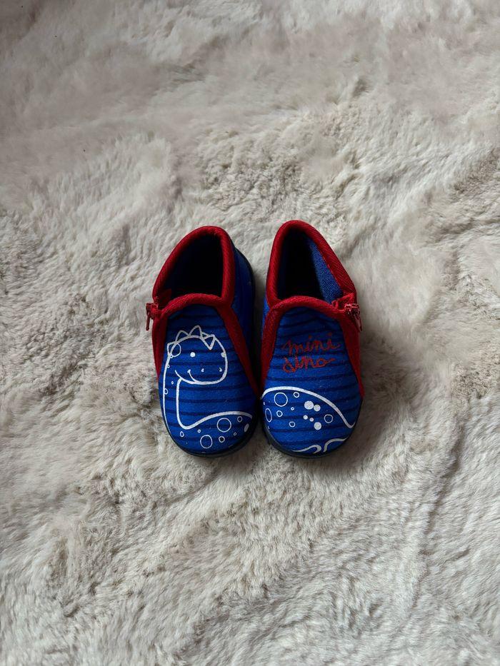 Chaussons bébé - photo numéro 1