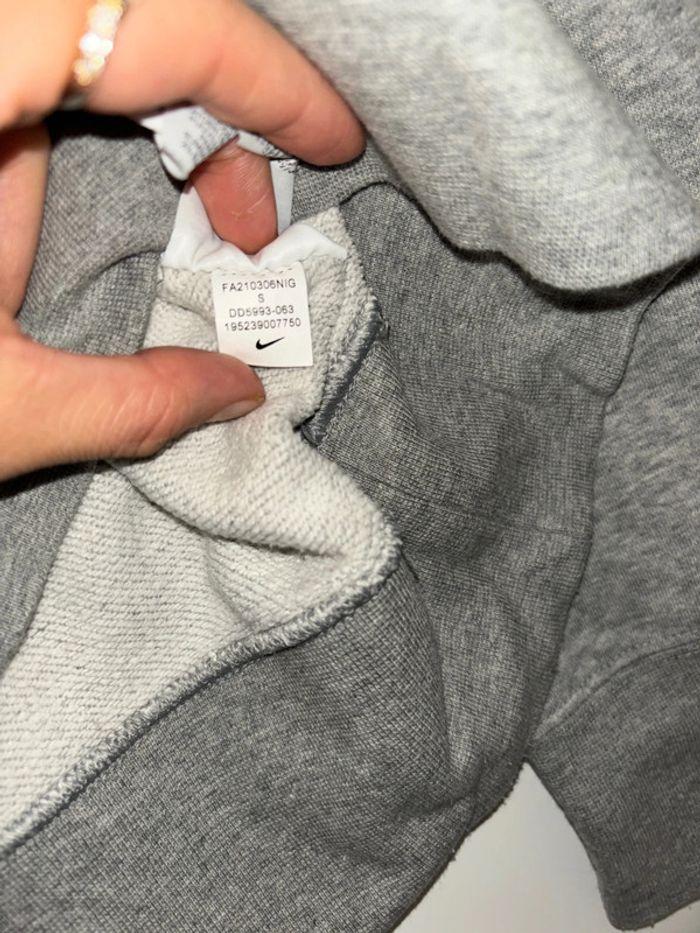 Pull gris Nike taille S mixte - photo numéro 3