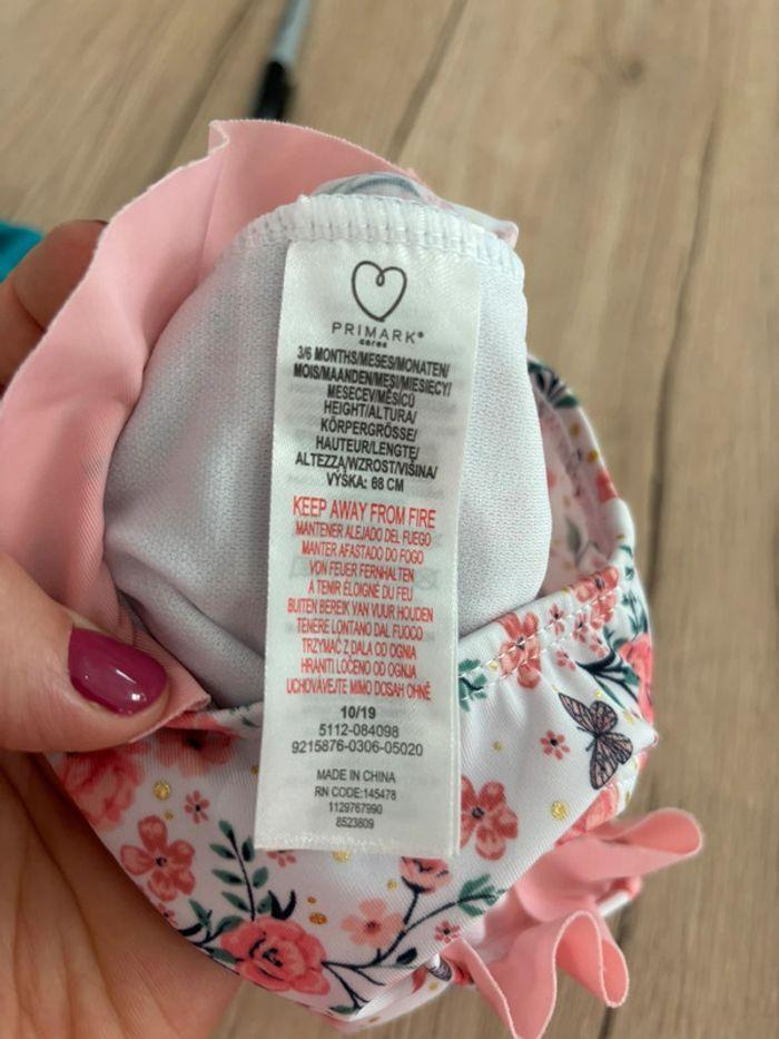 Maillot de bain bébé fille 6mois Primark - photo numéro 3