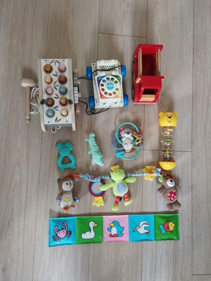 Lot de jouets - photo numéro 1