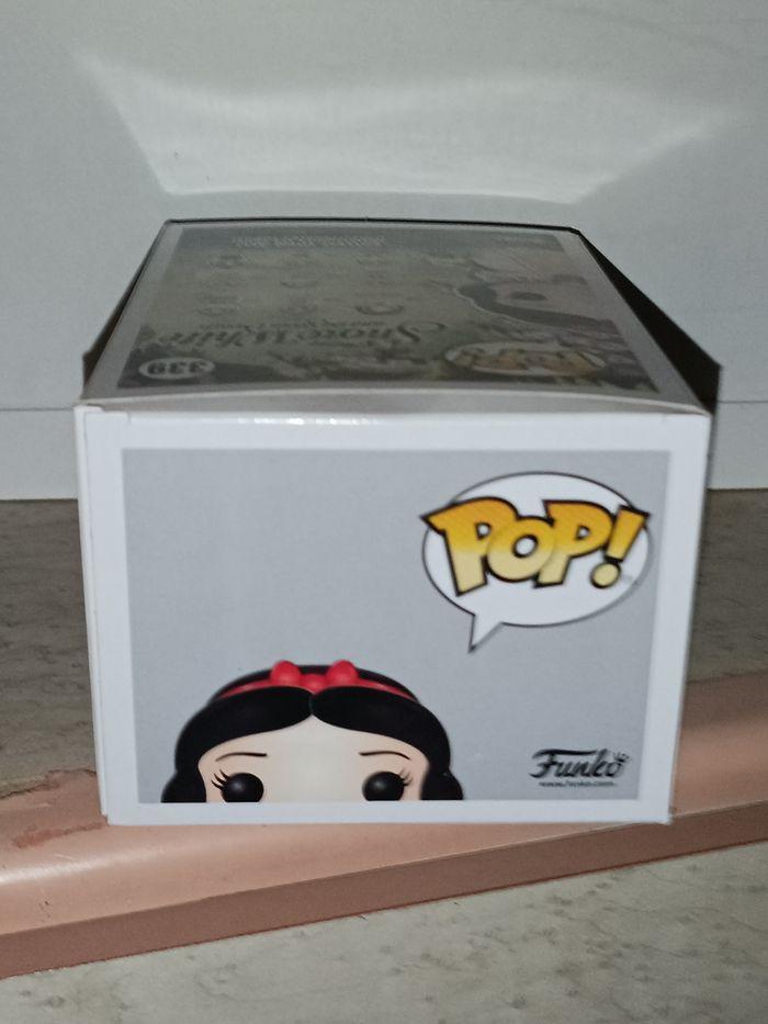 Figurine funko POP Blanche Neige 339 - photo numéro 5