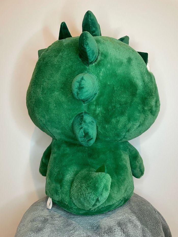 Peluche Sanrio Hello Kitty Dinosaure 🦖 - photo numéro 6