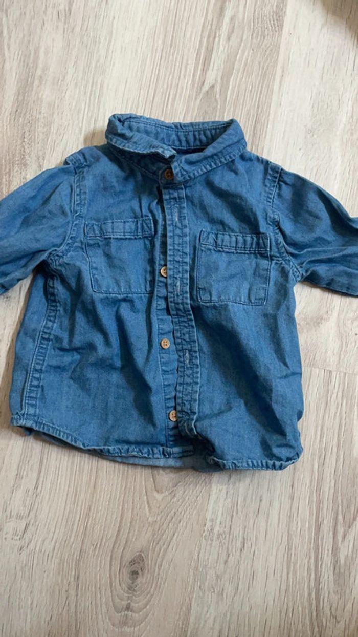 Chemise en jean 12 mois neuve - photo numéro 2