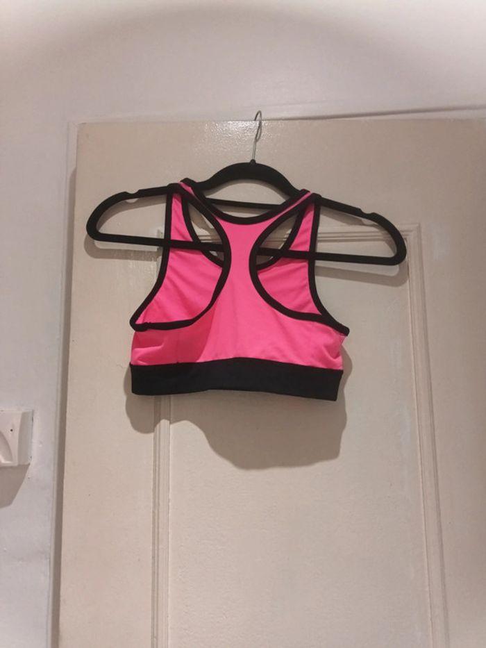 Brassière de sport H&M taille 13-14 ans - photo numéro 2