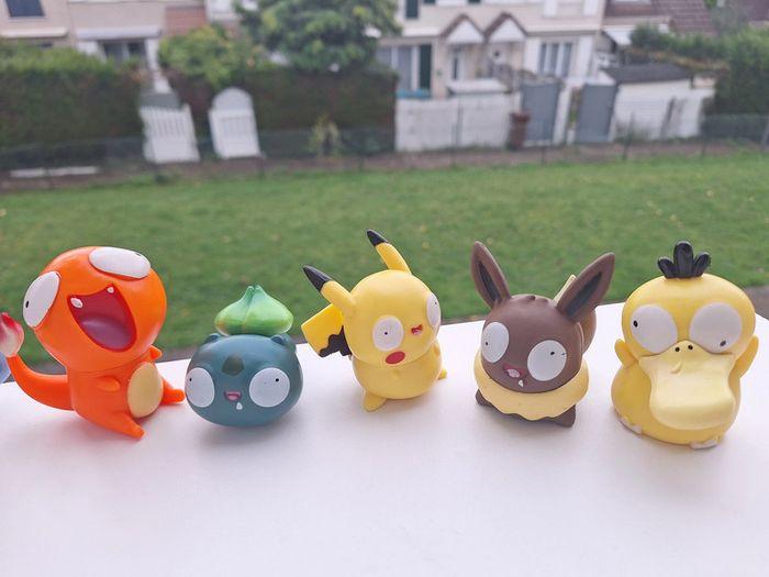 Lot de 8 figurines Pokémon rigolotes Ectoplasma, Salamèche, Carapuce, Bulbizarre, Pikachu, Évoli - photo numéro 4