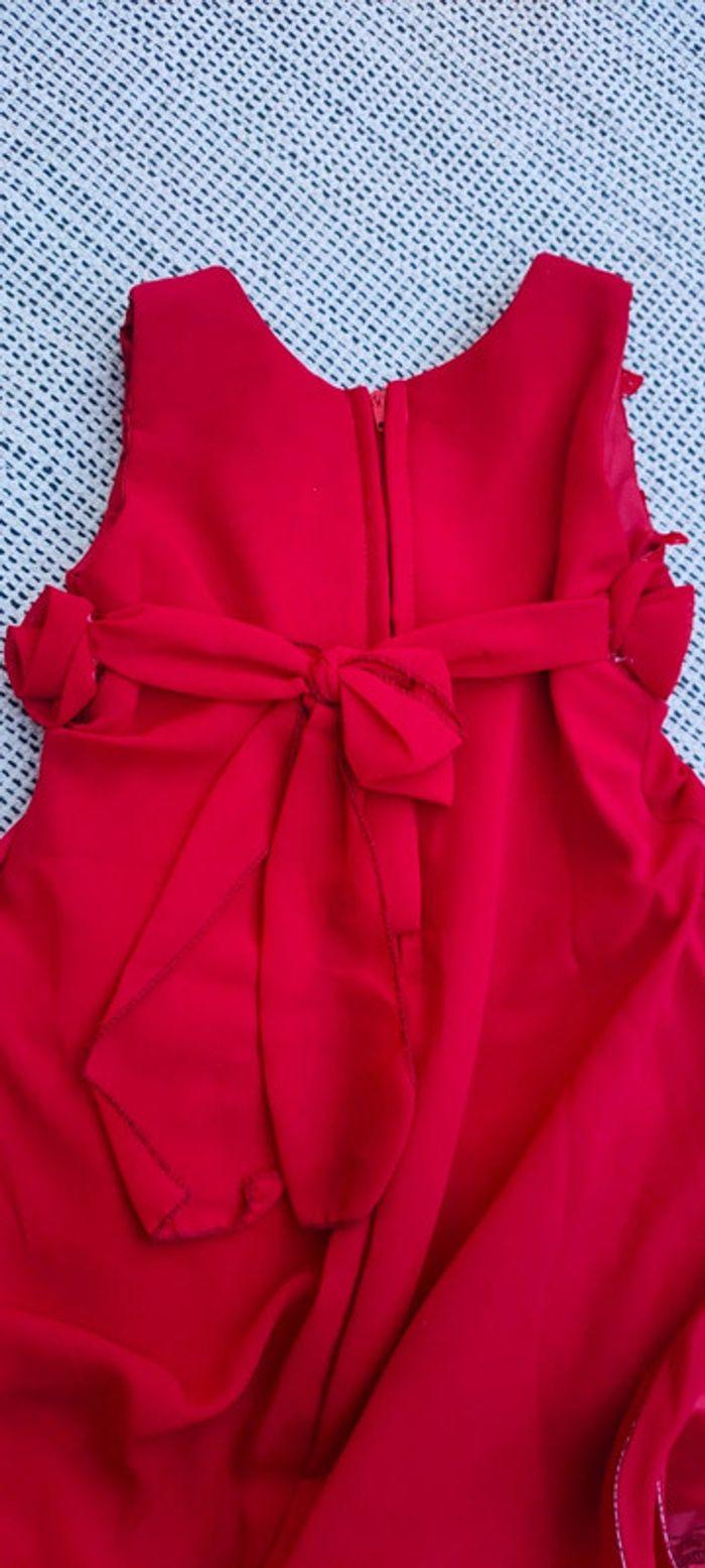 Robes rouge fête - photo numéro 3