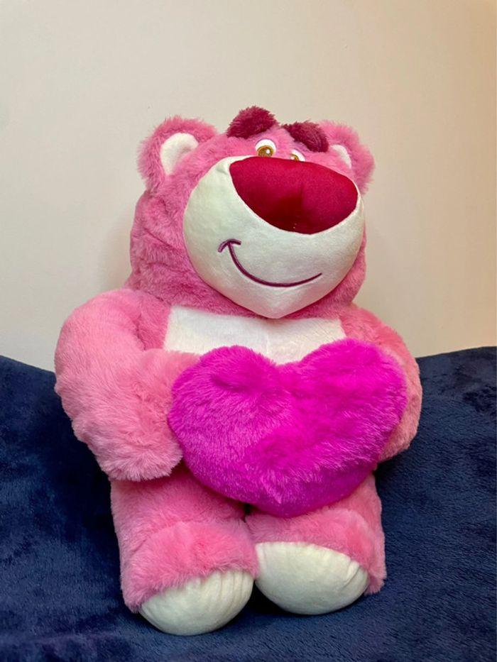 Peluche ToyStory Lotso cœur + calendrier de l’Avent Lotso - photo numéro 12