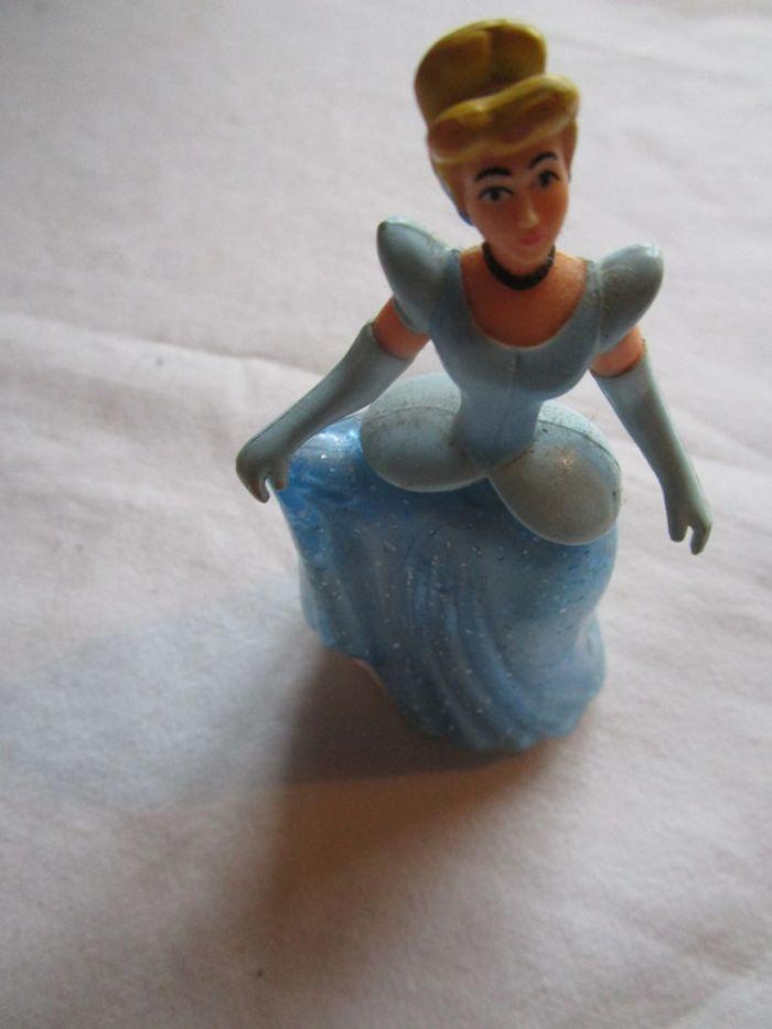 Figurine Disney Cendrillon - photo numéro 3